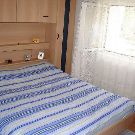 Apartment Zeljo-With Two Terraces Appartement Gradac (Split-Dalmatia)